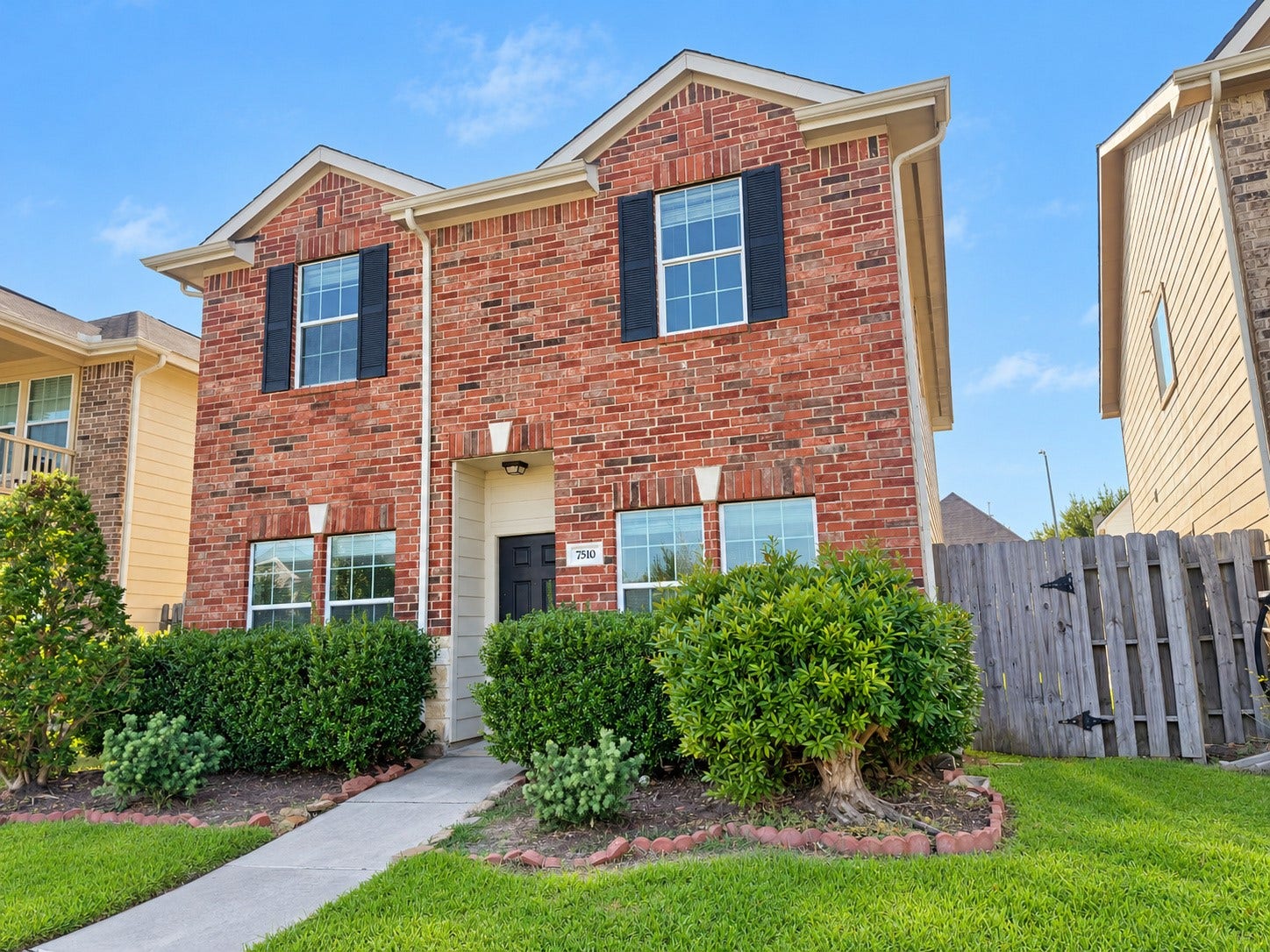 7510 Pavilion Drive, Houston, TX 77083 7510 Pavilion Drive, Houston, TX 77083