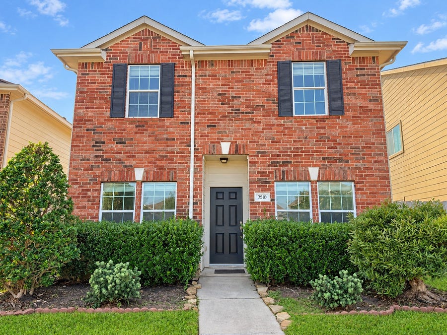 Property photo for 7510 Pavilion Drive, Houston, TX