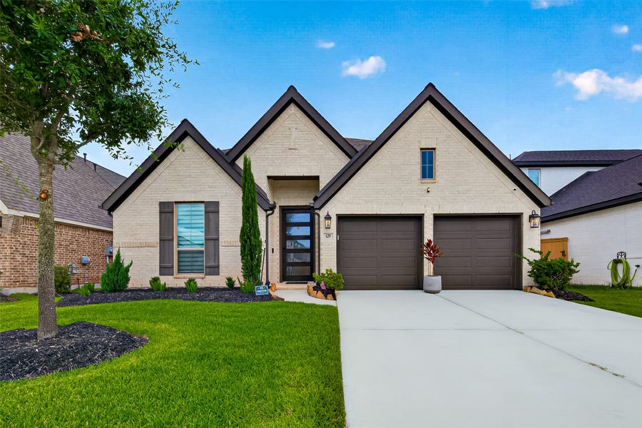 Property photo for 639 Malibu Pines Drive, Katy, TX