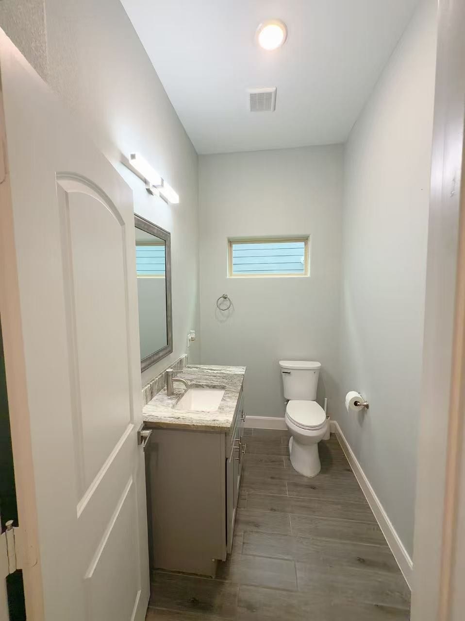 1934 Olivos Street, Missouri City, TX 77459 Powder Room