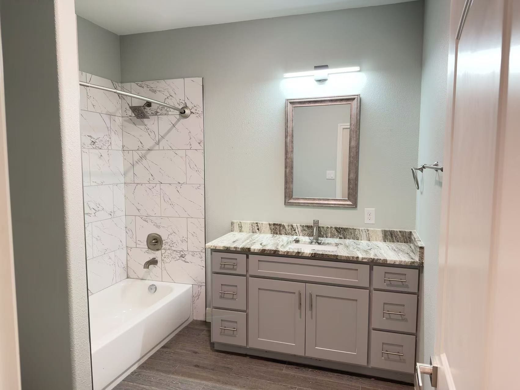 1934 Olivos Street, Missouri City, TX 77459 Bathroom