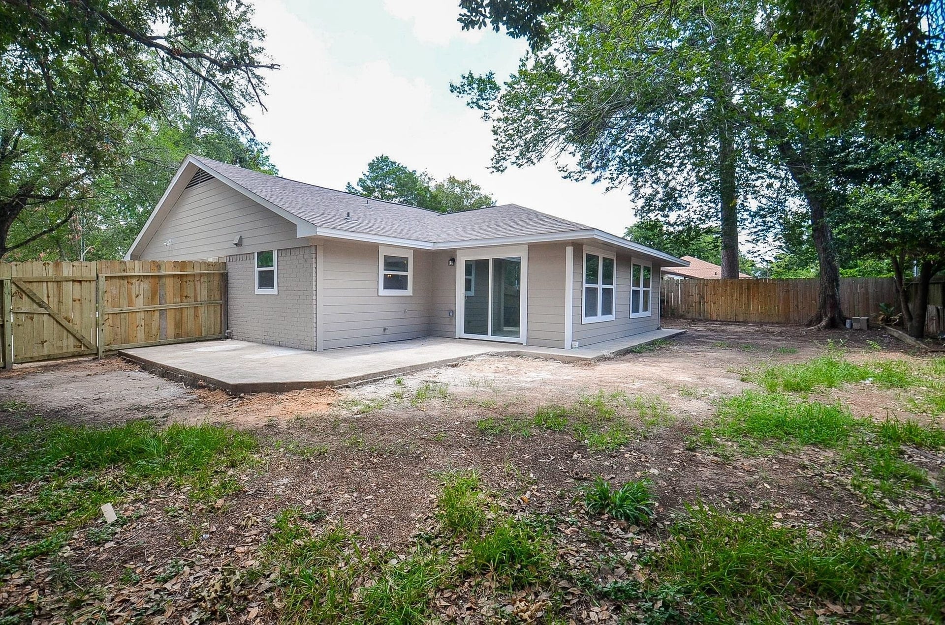 29502 Stapleford Street, Spring, TX 77386 Check out the patio space to arrange outdoor furniture and extended covered patio!
