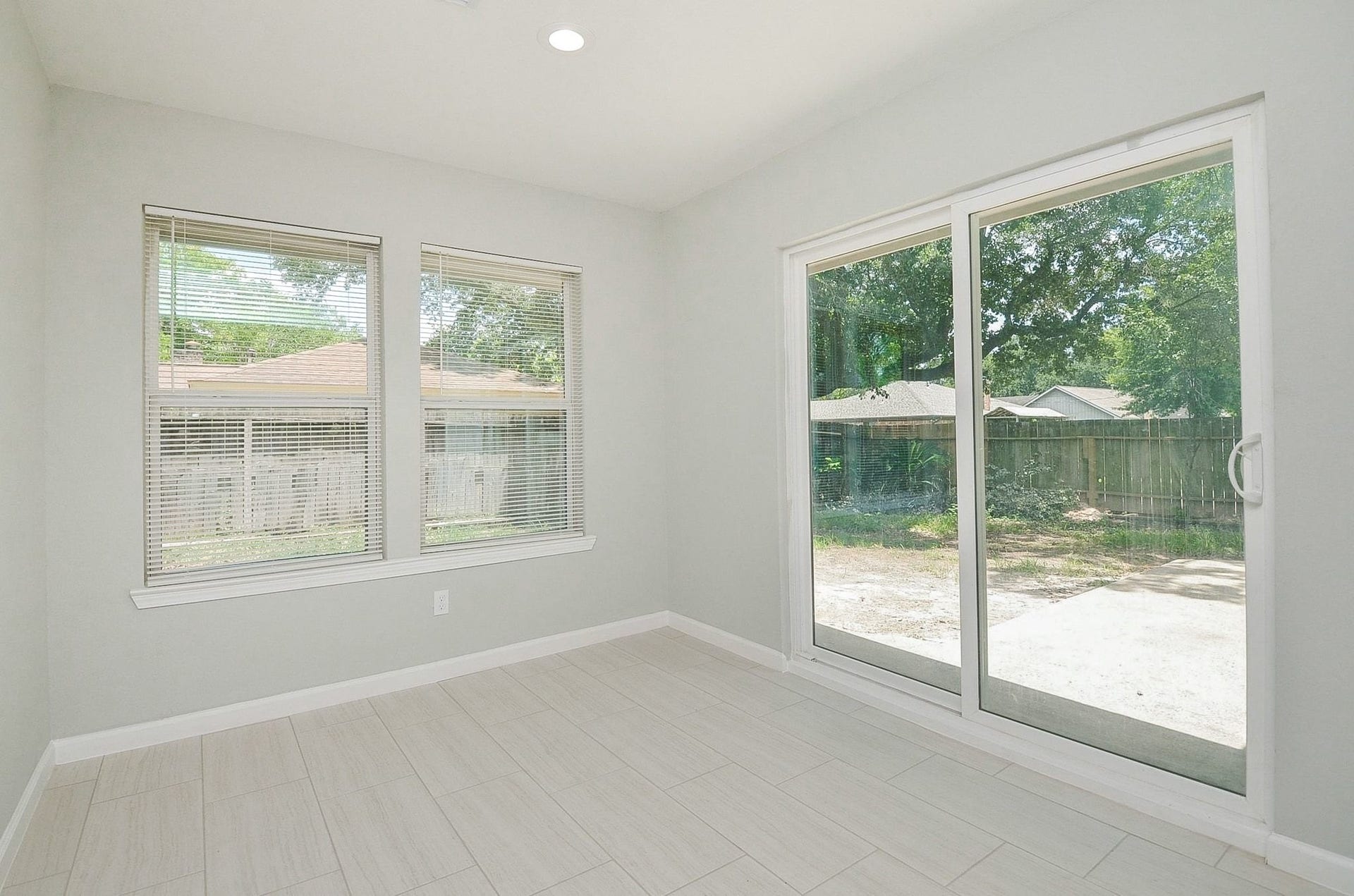 29502 Stapleford Street, Spring, TX 77386 Enjoy the dining room drenched in the natural lighting.