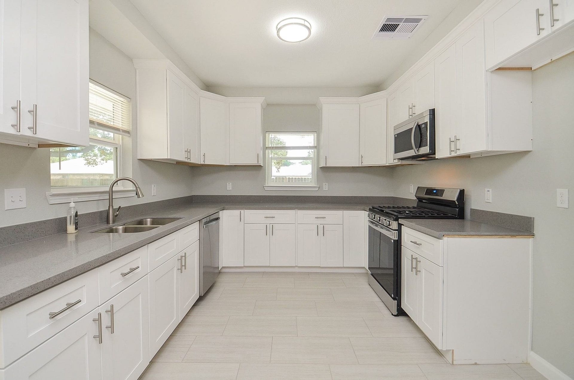 29502 Stapleford Street, Spring, TX 77386 Welcome to the heart of the home.