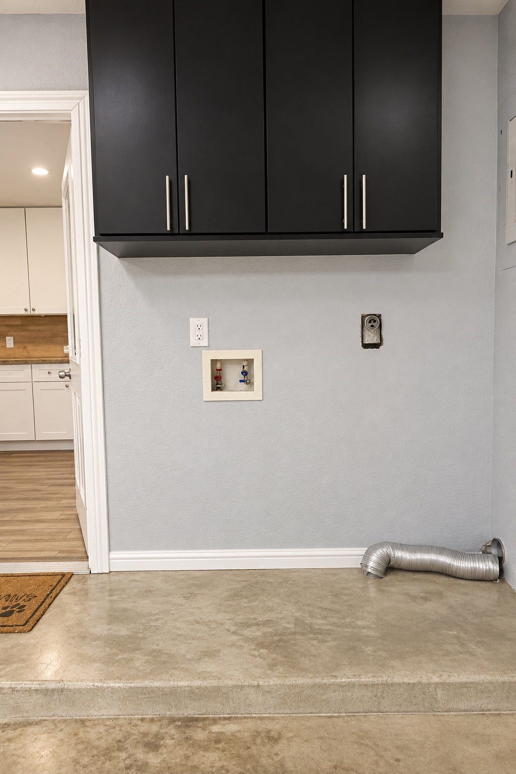 302 County Road 893, Angleton, TX 77515 302 County Road 893, Angleton, TX 77515