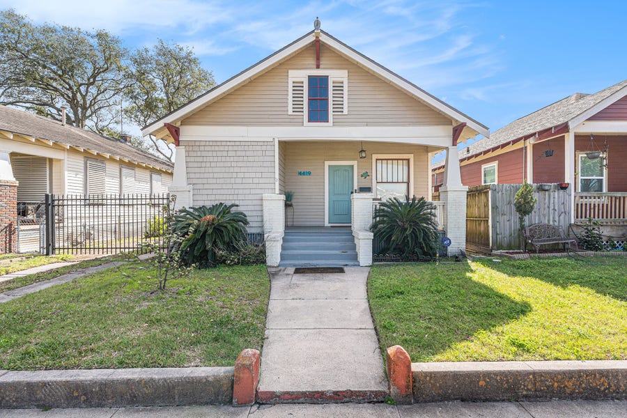 Property photo for 4419 Avenue Q 1/2, Galveston, TX