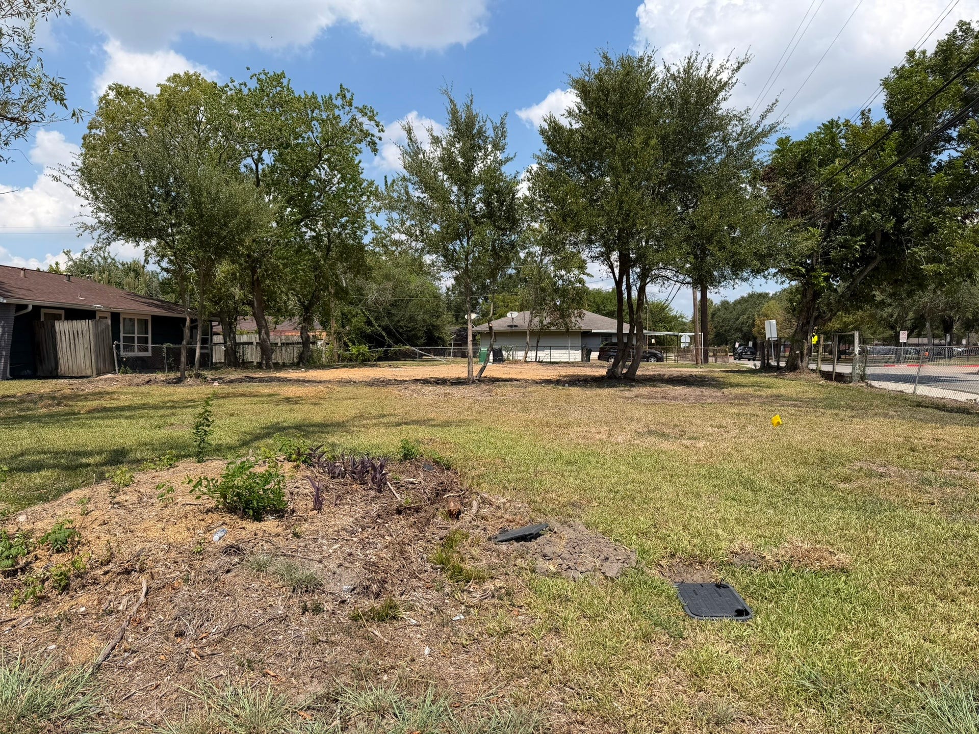 5875 Reed Road, Houston, TX 77033 5875 Reed Road, Houston, TX 77033