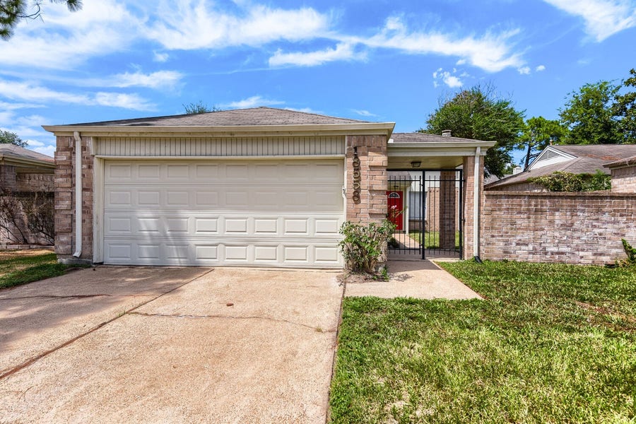 Property photo for 18558 Meadows Way Drive, Houston, TX