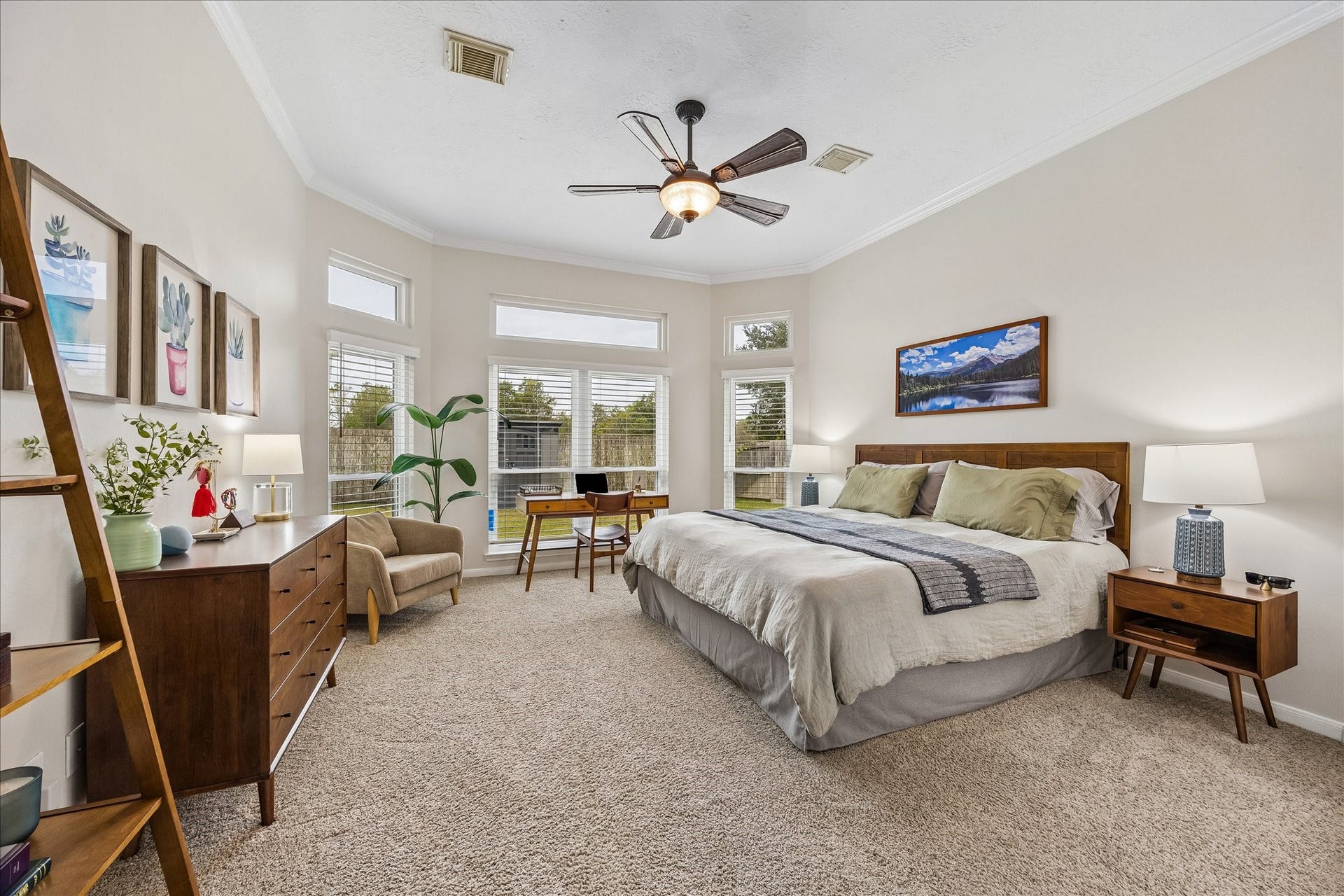 4114 Stonehurst Drive, Pearland, TX 77584 Your own peaceful retreat! This spacious primary suite offers a serene, inviting atmosphere with beautiful natural light and plenty of room to create your own private sanctuary. The perfect place to unwind at the end of the day!