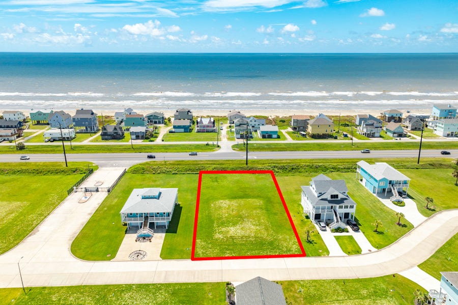Property photo for 21305 Scissor Tail Lane, Galveston, TX