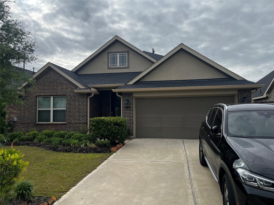 Property photo for 31510 Vineyard Creek Drive, Fulshear, TX