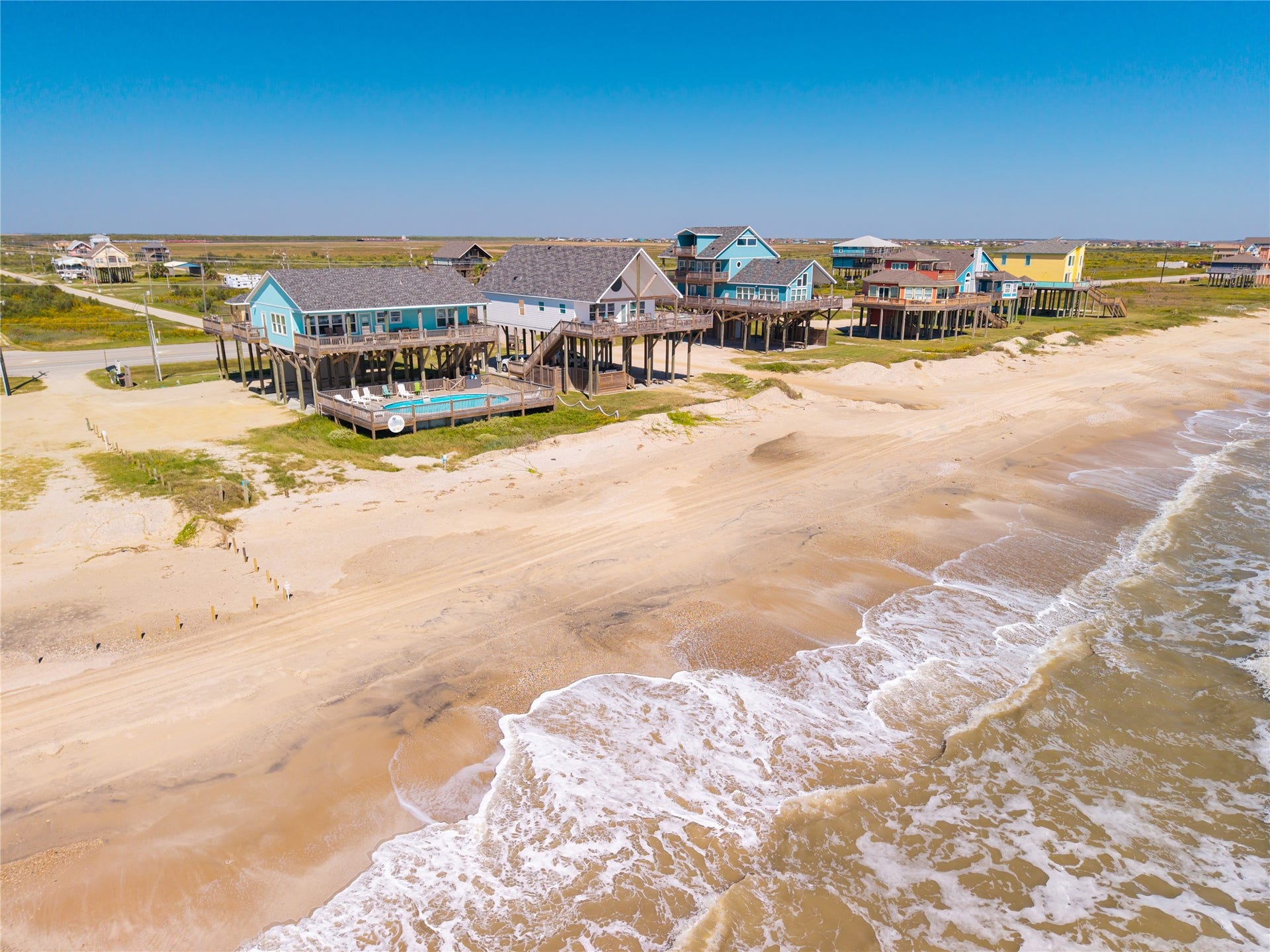 992 Hilton Head, Gilchrist, TX 77617 992 Hilton Head, Gilchrist, TX 77617