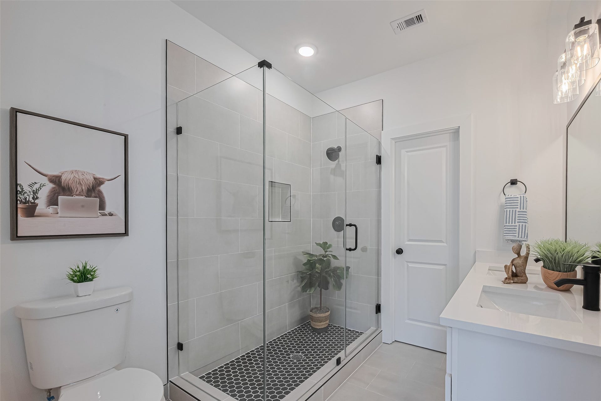 2118 - 2120 Creston Drive, Houston, TX 77026 2118 - 2120 Creston Drive, Houston, TX 77026