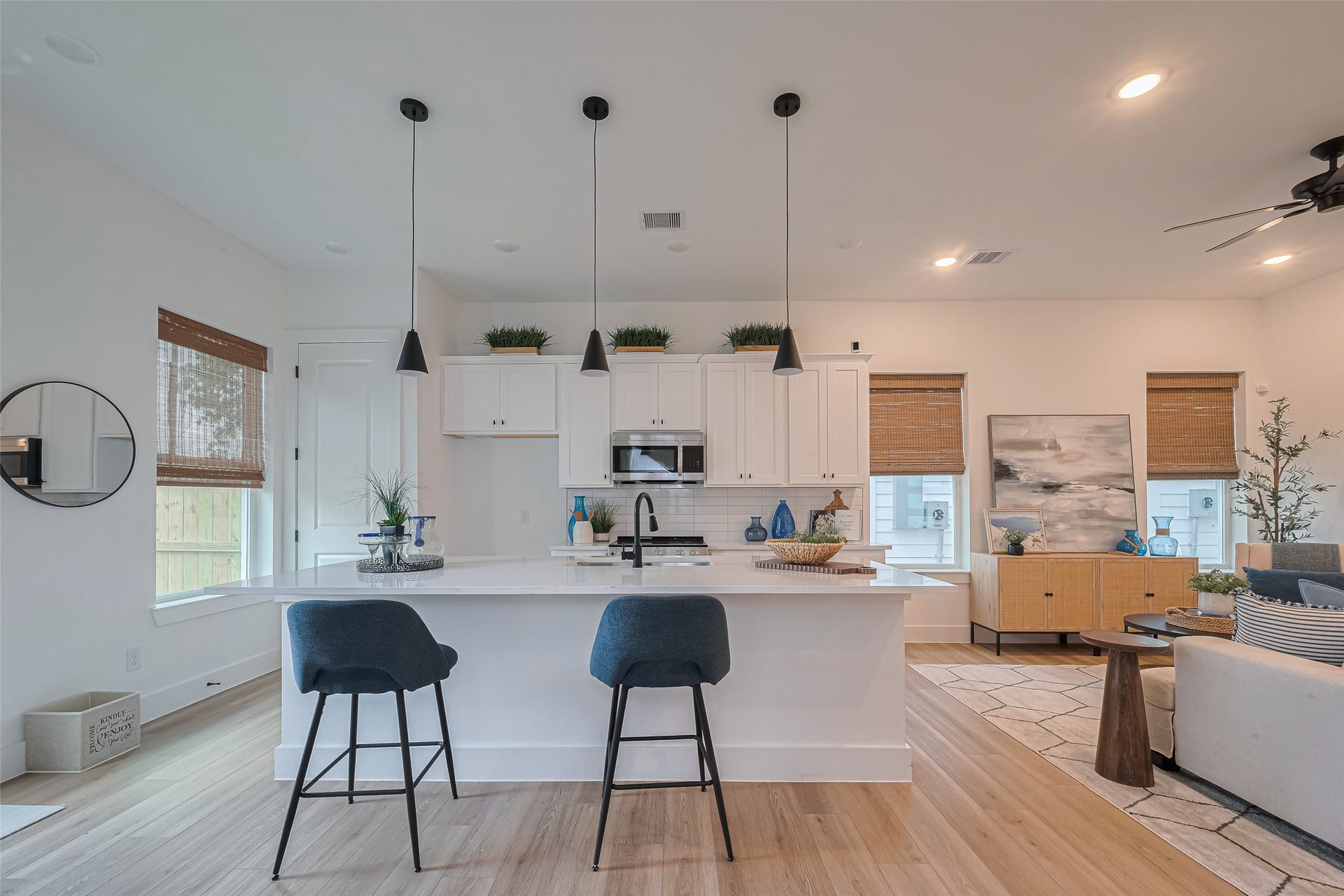 2118 - 2120 Creston Drive, Houston, TX 77026 2118 - 2120 Creston Drive, Houston, TX 77026