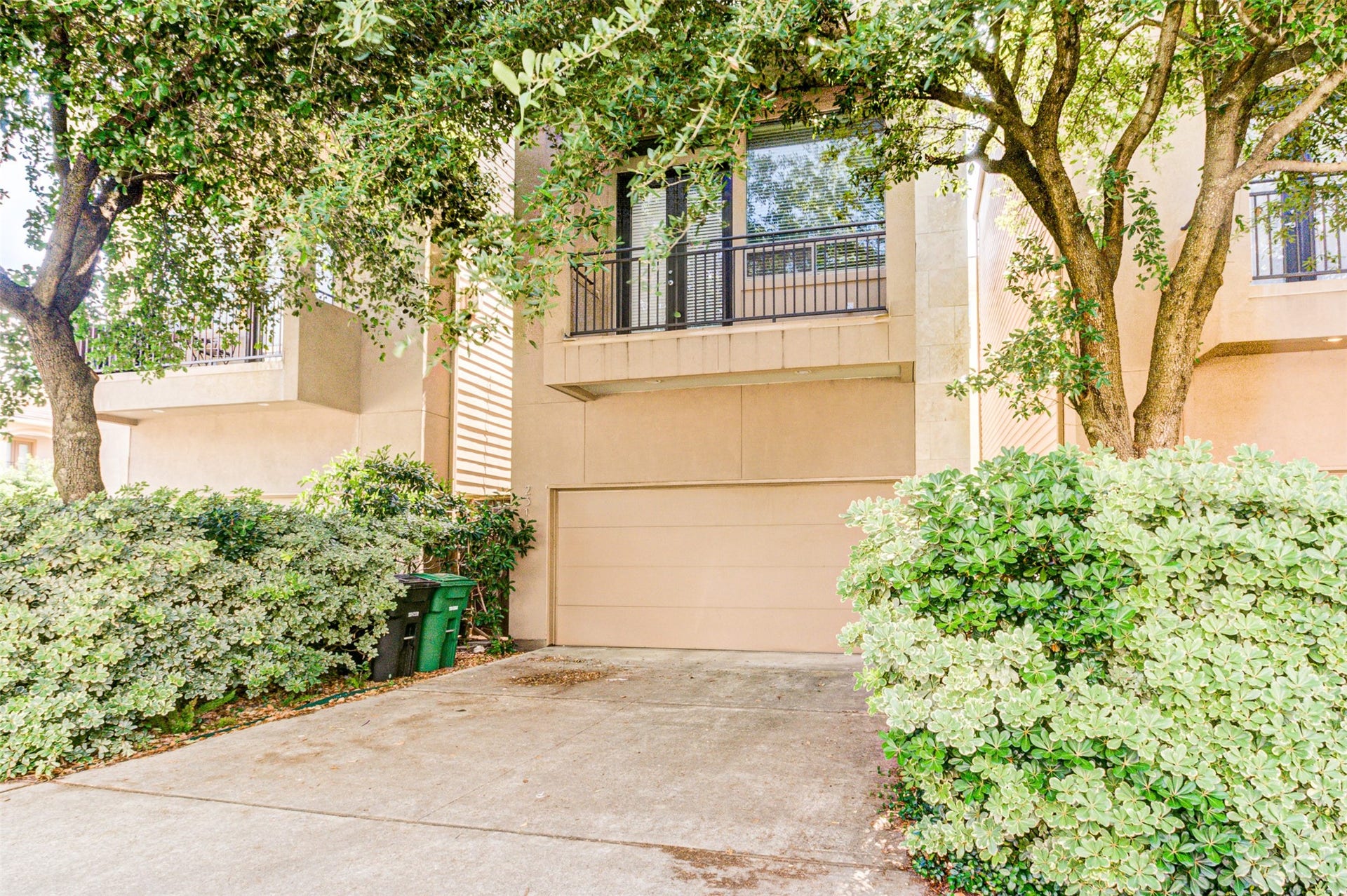 2314 Arabelle Street, Houston, TX 77007 2314 Arabelle Street, Houston, TX 77007