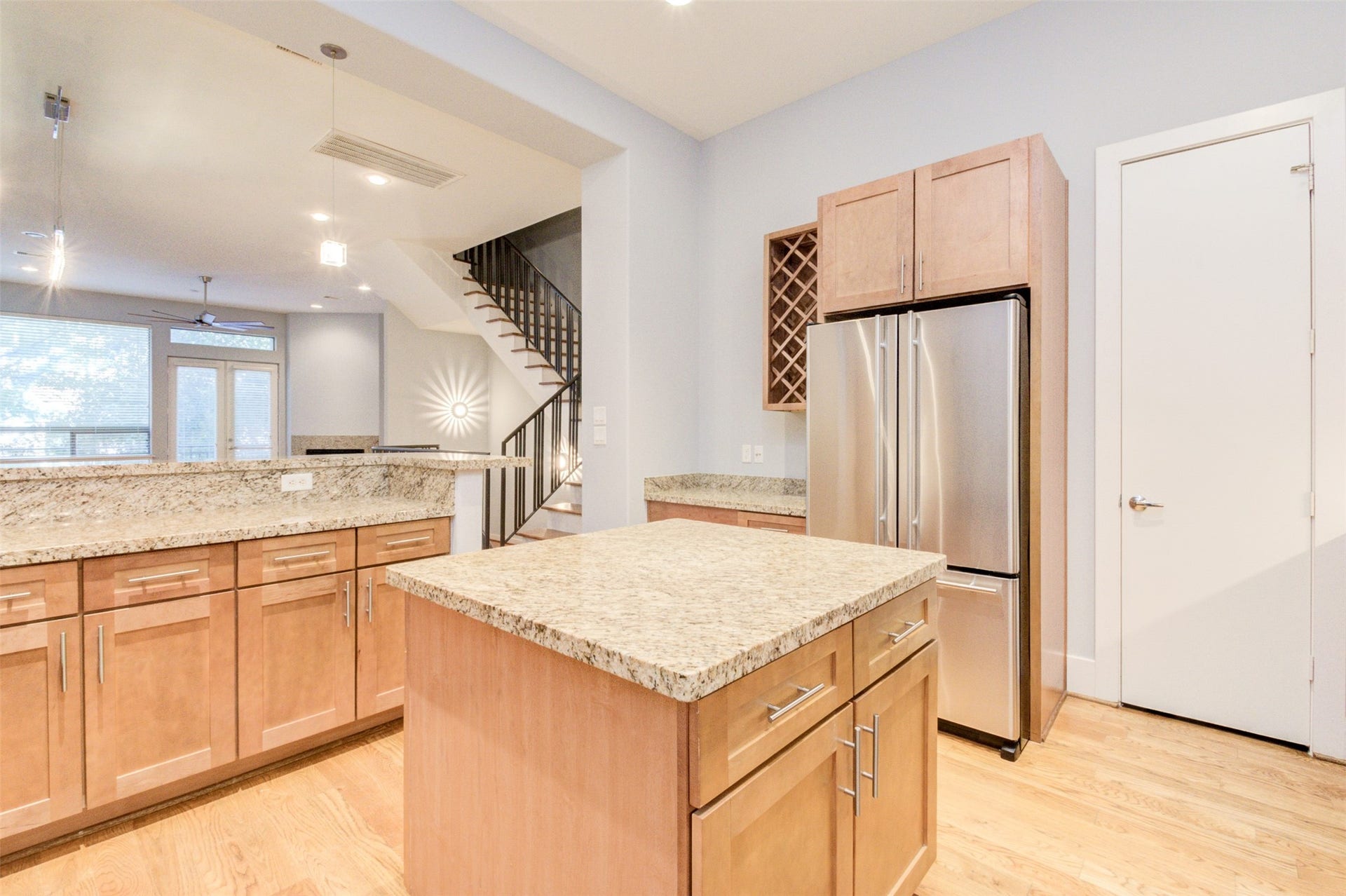2314 Arabelle Street, Houston, TX 77007 2314 Arabelle Street, Houston, TX 77007