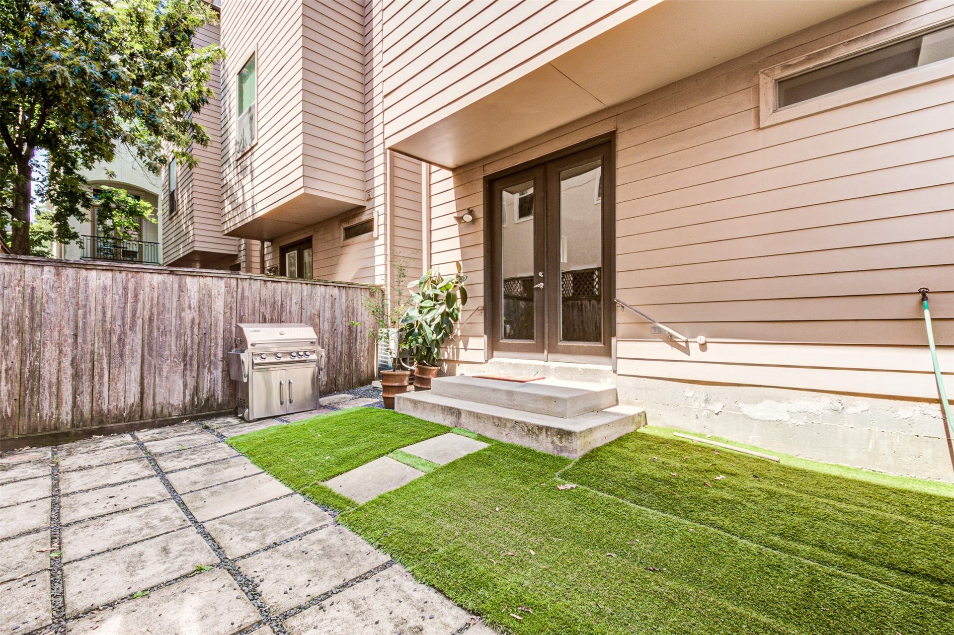2314 Arabelle Street, Houston, TX 77007 2314 Arabelle Street, Houston, TX 77007