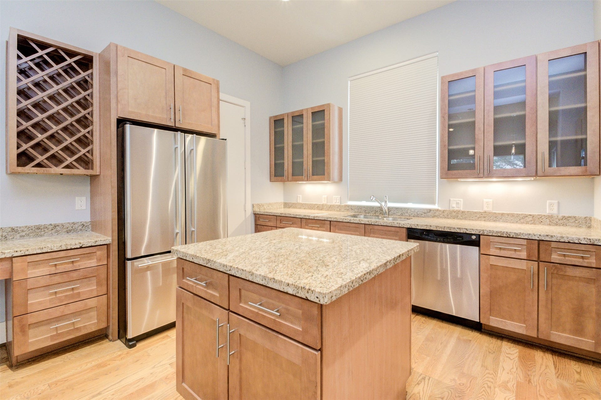 2314 Arabelle Street, Houston, TX 77007 2314 Arabelle Street, Houston, TX 77007