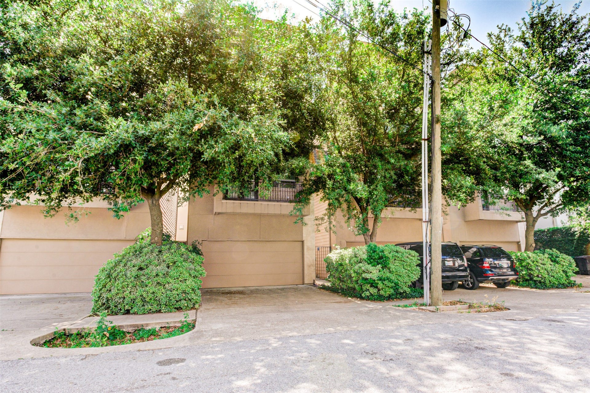 2314 Arabelle Street, Houston, TX 77007 2314 Arabelle Street, Houston, TX 77007