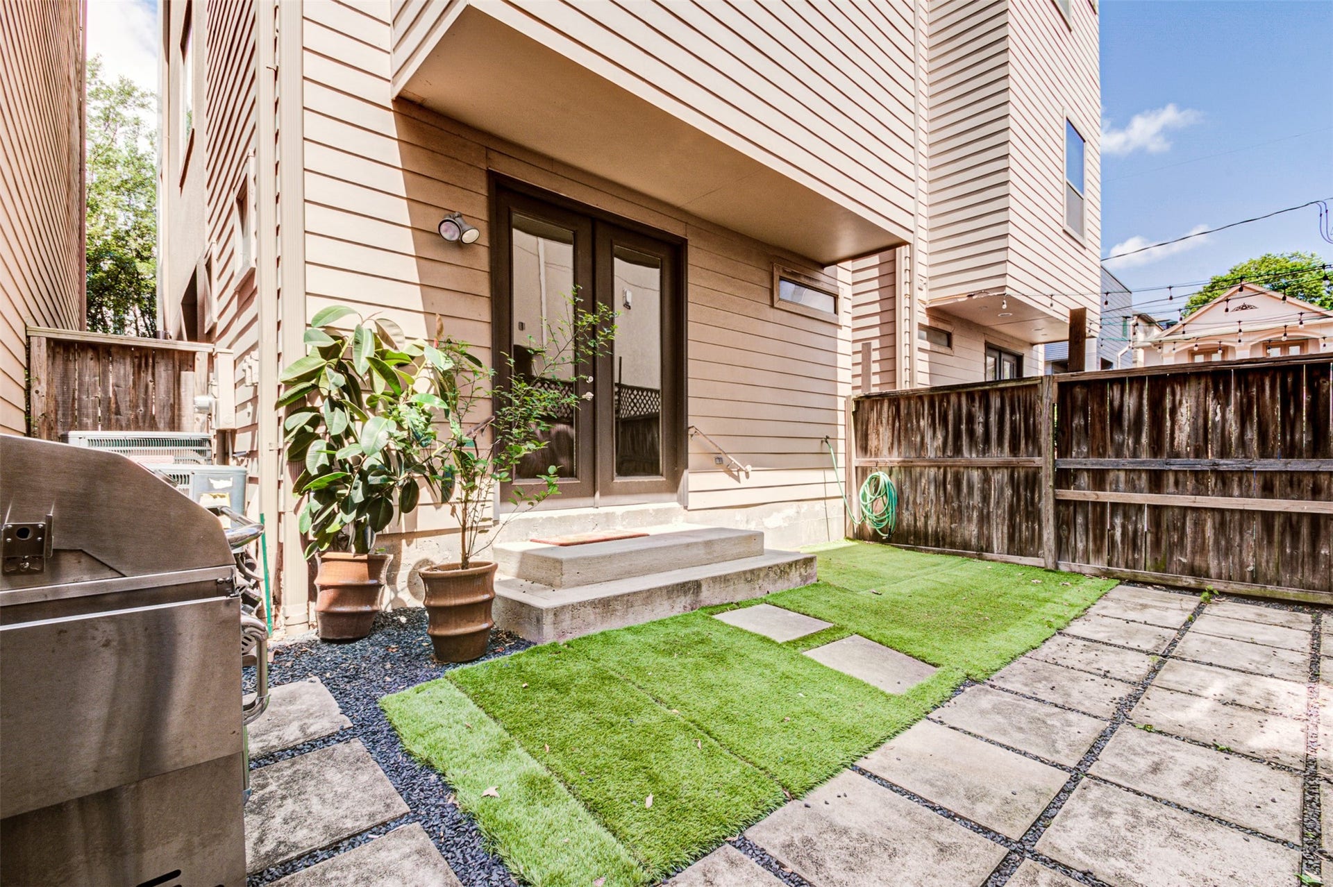 2314 Arabelle Street, Houston, TX 77007 2314 Arabelle Street, Houston, TX 77007