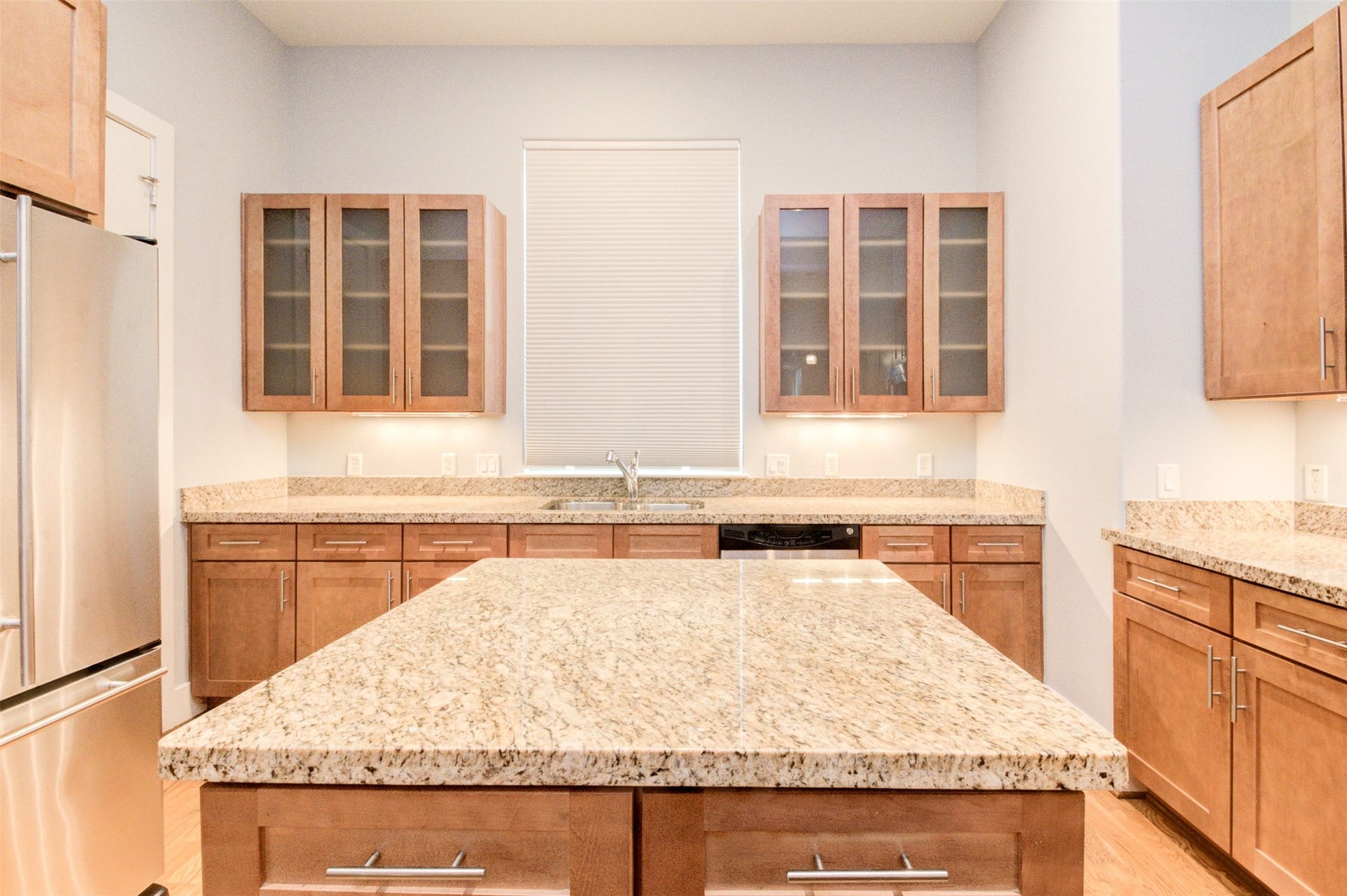 2314 Arabelle Street, Houston, TX 77007 2314 Arabelle Street, Houston, TX 77007