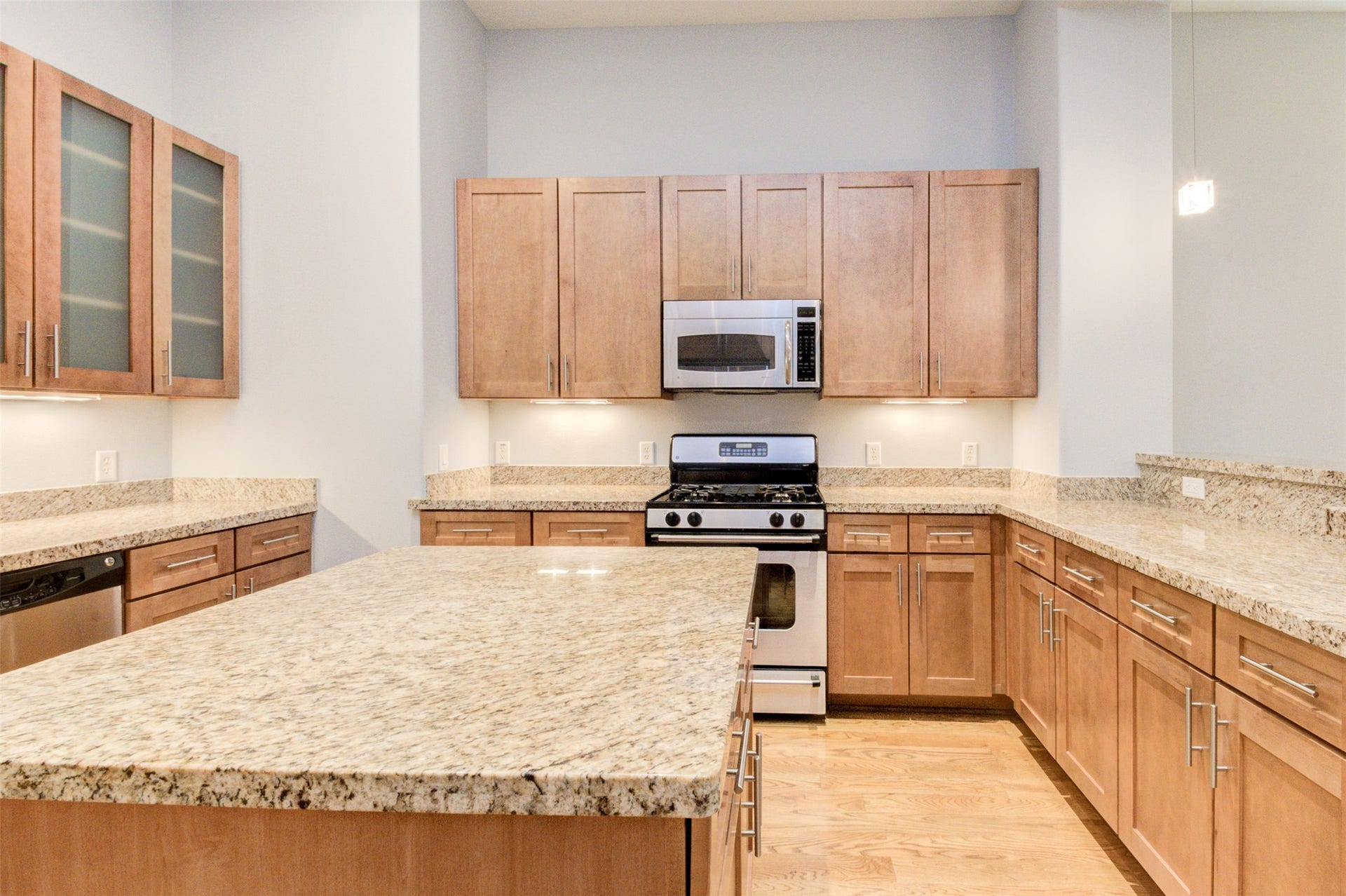 2314 Arabelle Street, Houston, TX 77007 2314 Arabelle Street, Houston, TX 77007