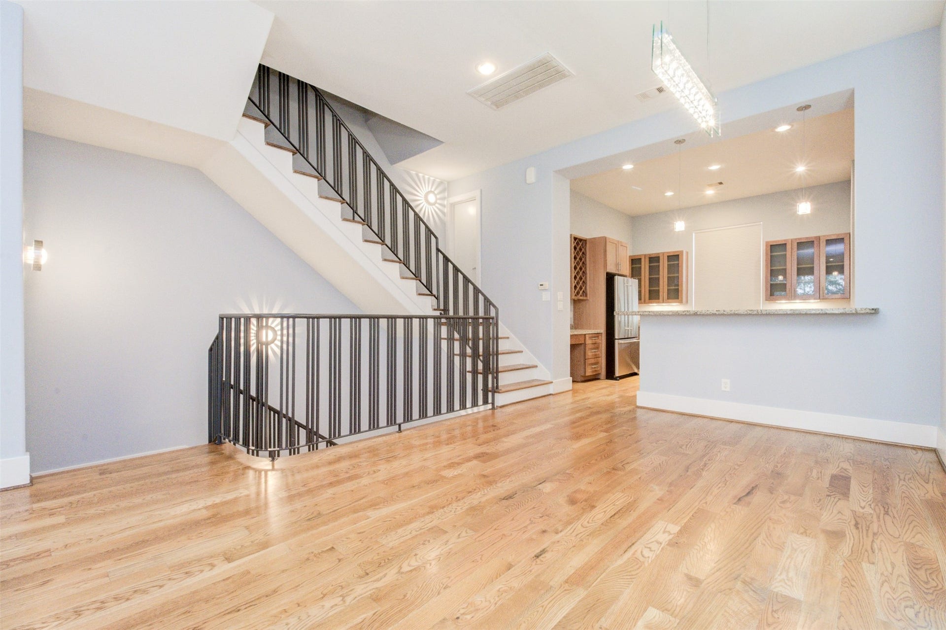 2314 Arabelle Street, Houston, TX 77007 2314 Arabelle Street, Houston, TX 77007