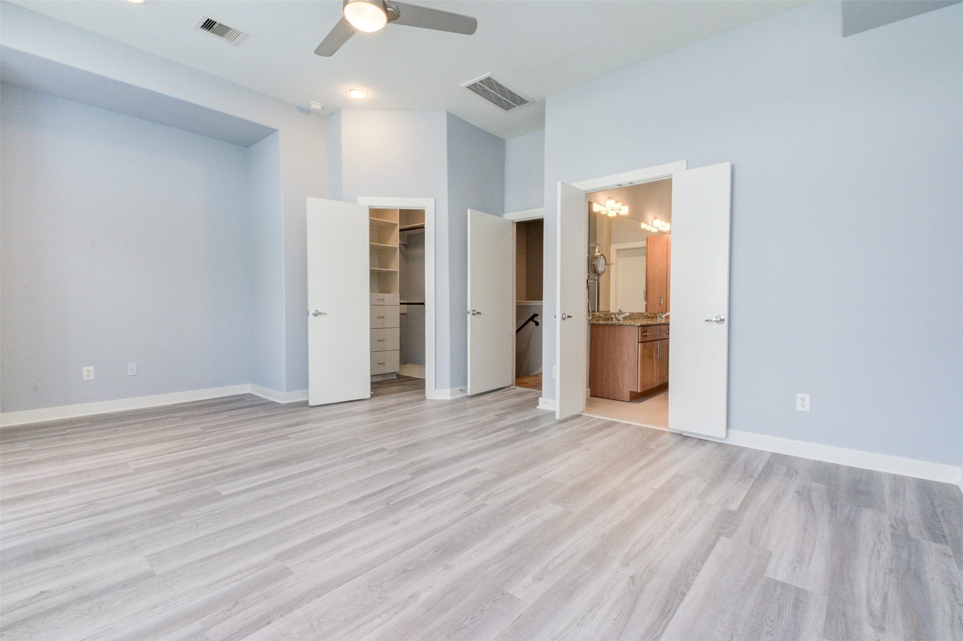 2314 Arabelle Street, Houston, TX 77007 2314 Arabelle Street, Houston, TX 77007