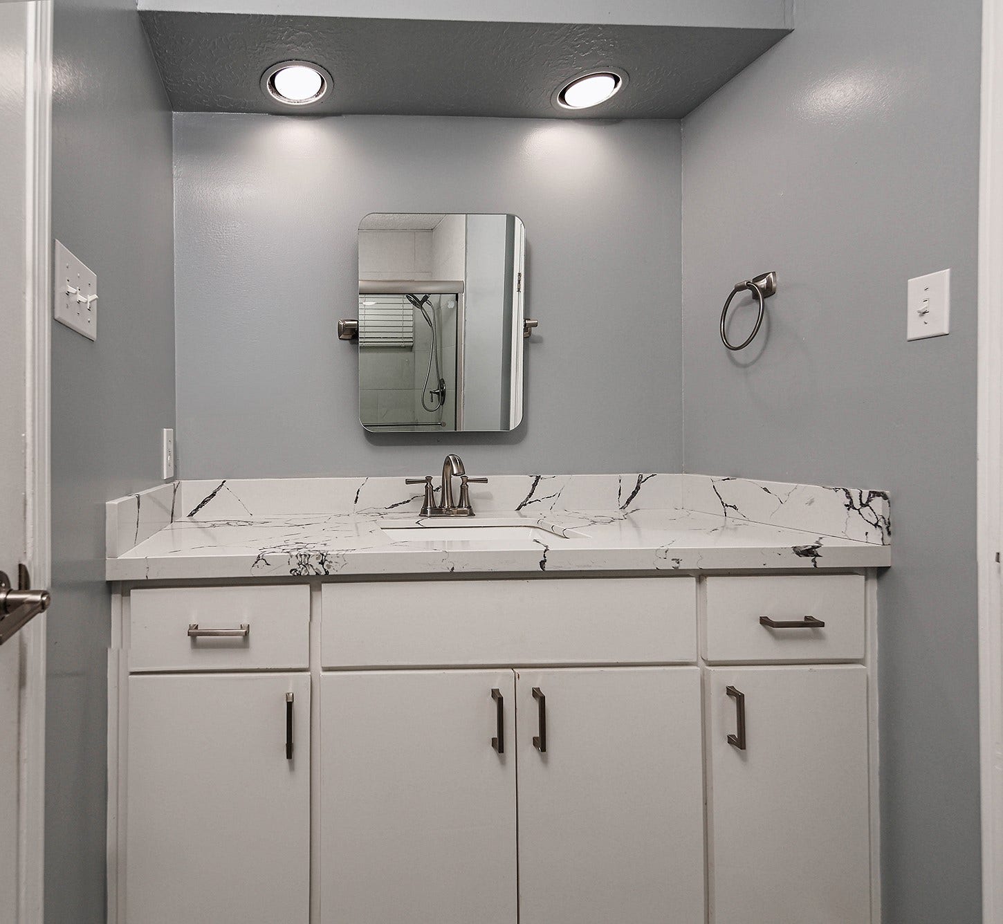 3 Fiddlers Cove Place, The Woodlands, TX 77381 3 Fiddlers Cove Place, The Woodlands, TX 77381