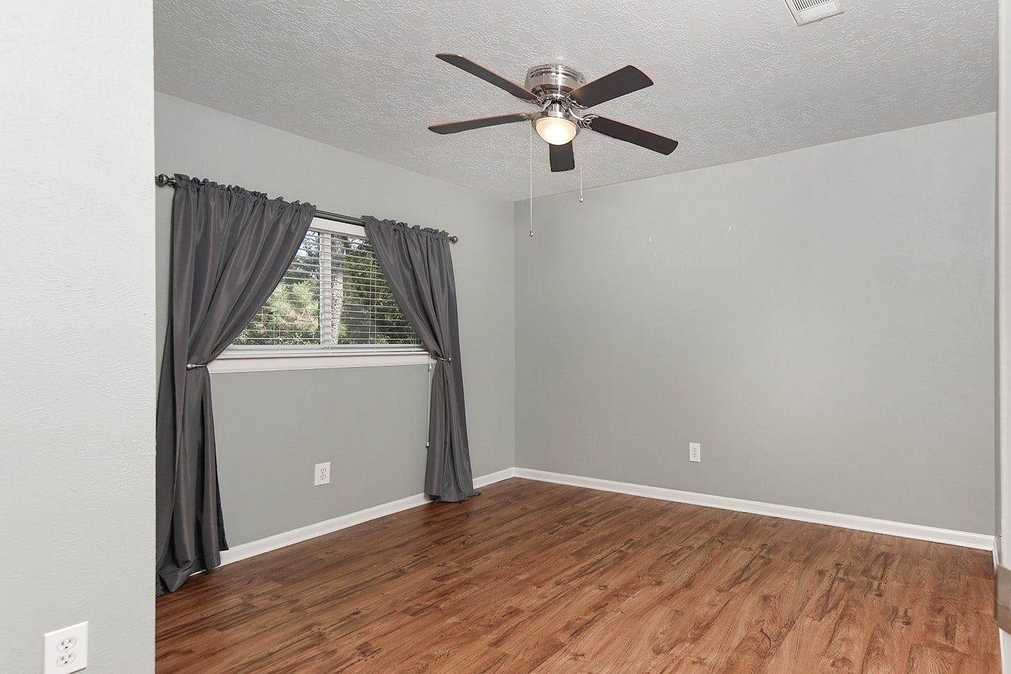 3 Fiddlers Cove Place, The Woodlands, TX 77381 3 Fiddlers Cove Place, The Woodlands, TX 77381