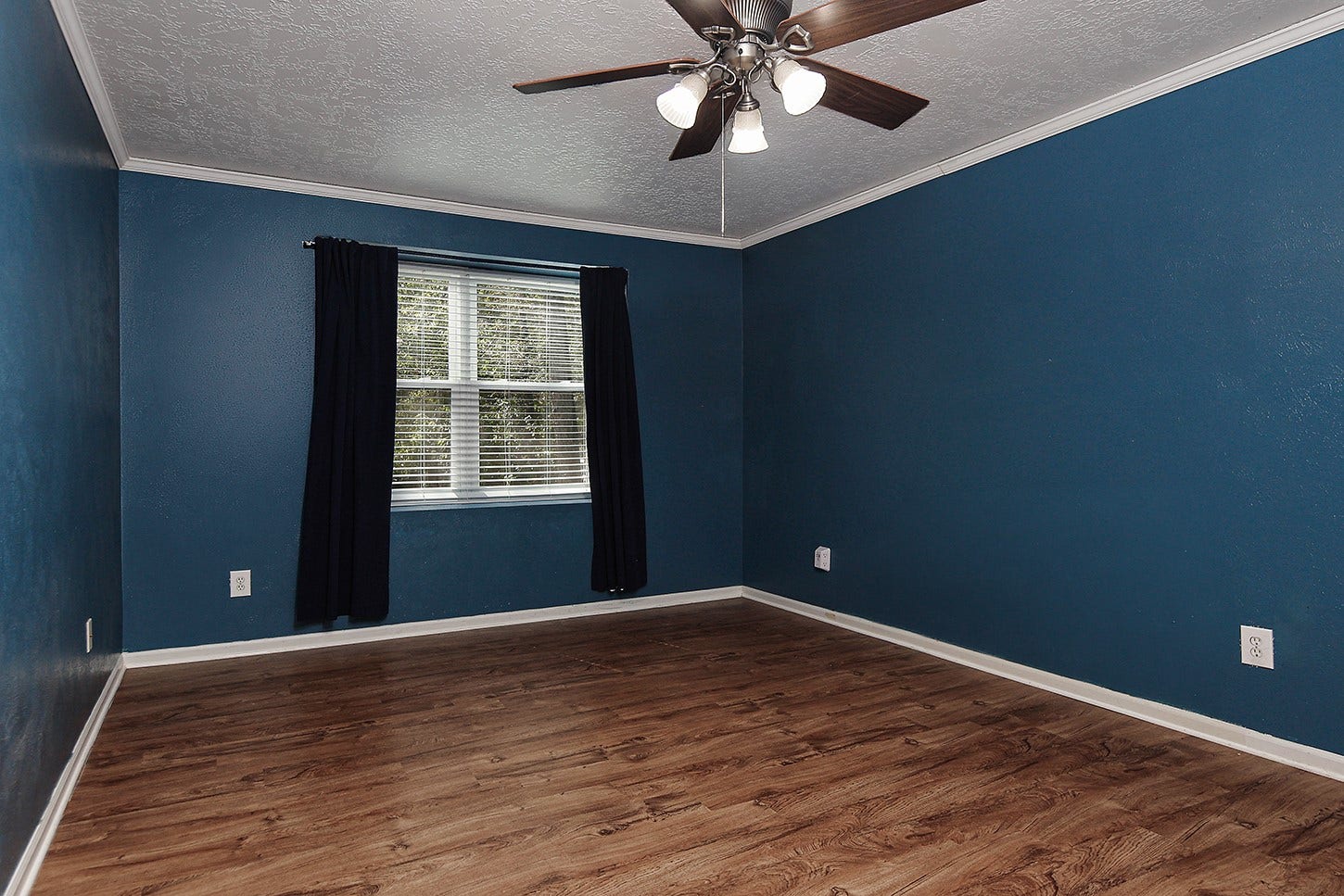 3 Fiddlers Cove Place, The Woodlands, TX 77381 3 Fiddlers Cove Place, The Woodlands, TX 77381