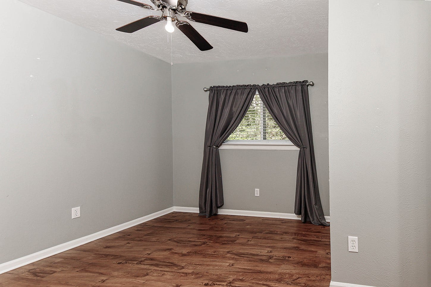 3 Fiddlers Cove Place, The Woodlands, TX 77381 3 Fiddlers Cove Place, The Woodlands, TX 77381