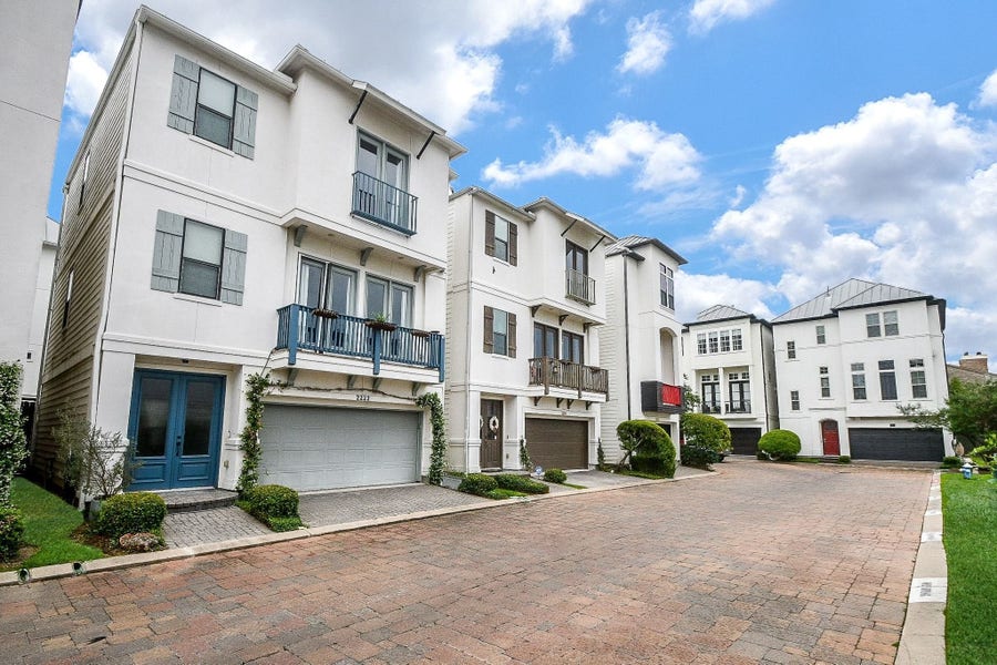 Property photo for 2222 Hilshire Lake Drive, Houston, TX