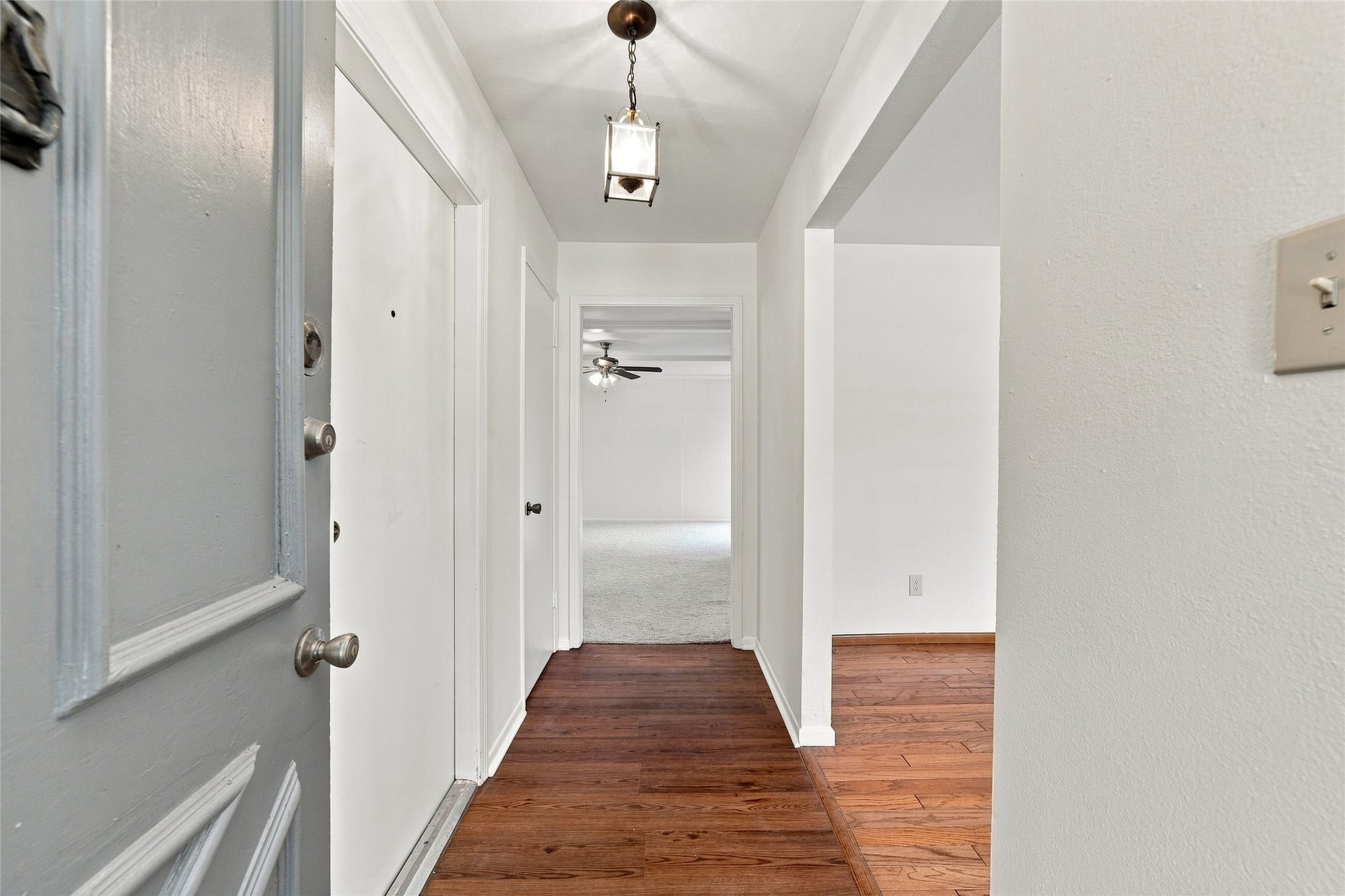 21735 Greenham Drive, Houston, TX 77388 21735 Greenham Drive, Houston, TX 77388