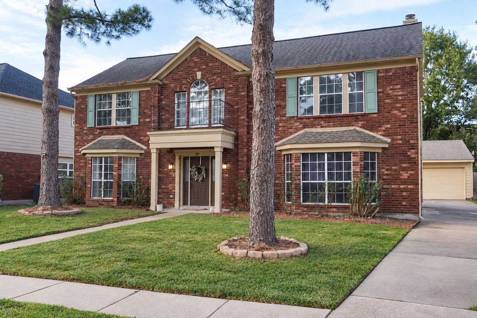 16910 Poplar Hill Street, Houston, TX 77095 Long driveway with two-car detached garage