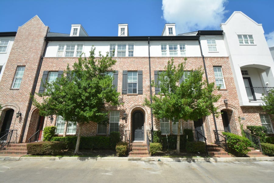 Property photo for 9446 London Bridge Station Station, Houston, TX