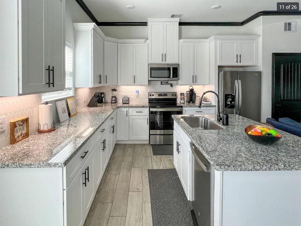 3407 Sakowitz Street, Houston, TX 77026