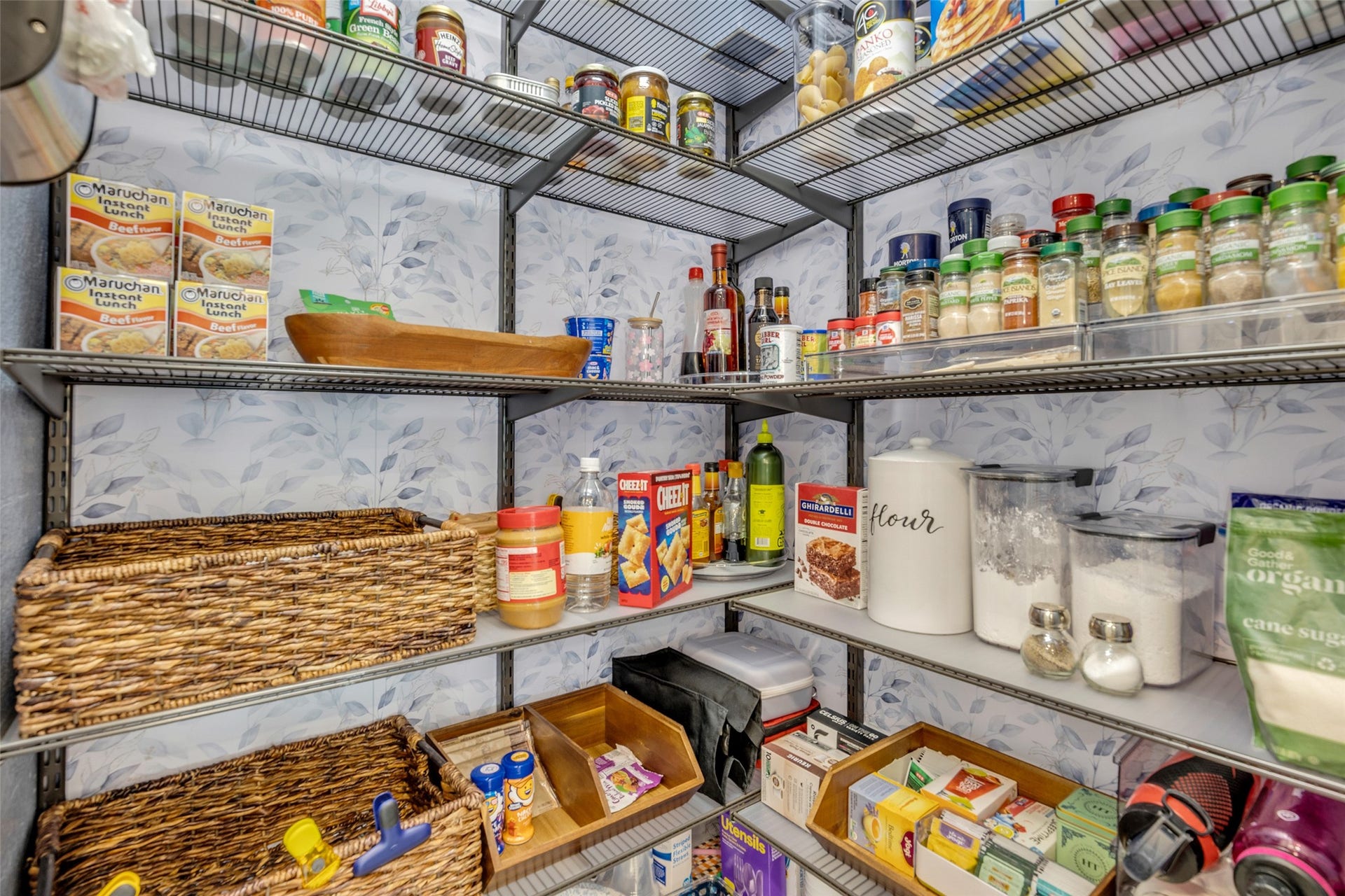 Walk in corner pantry in kitchen