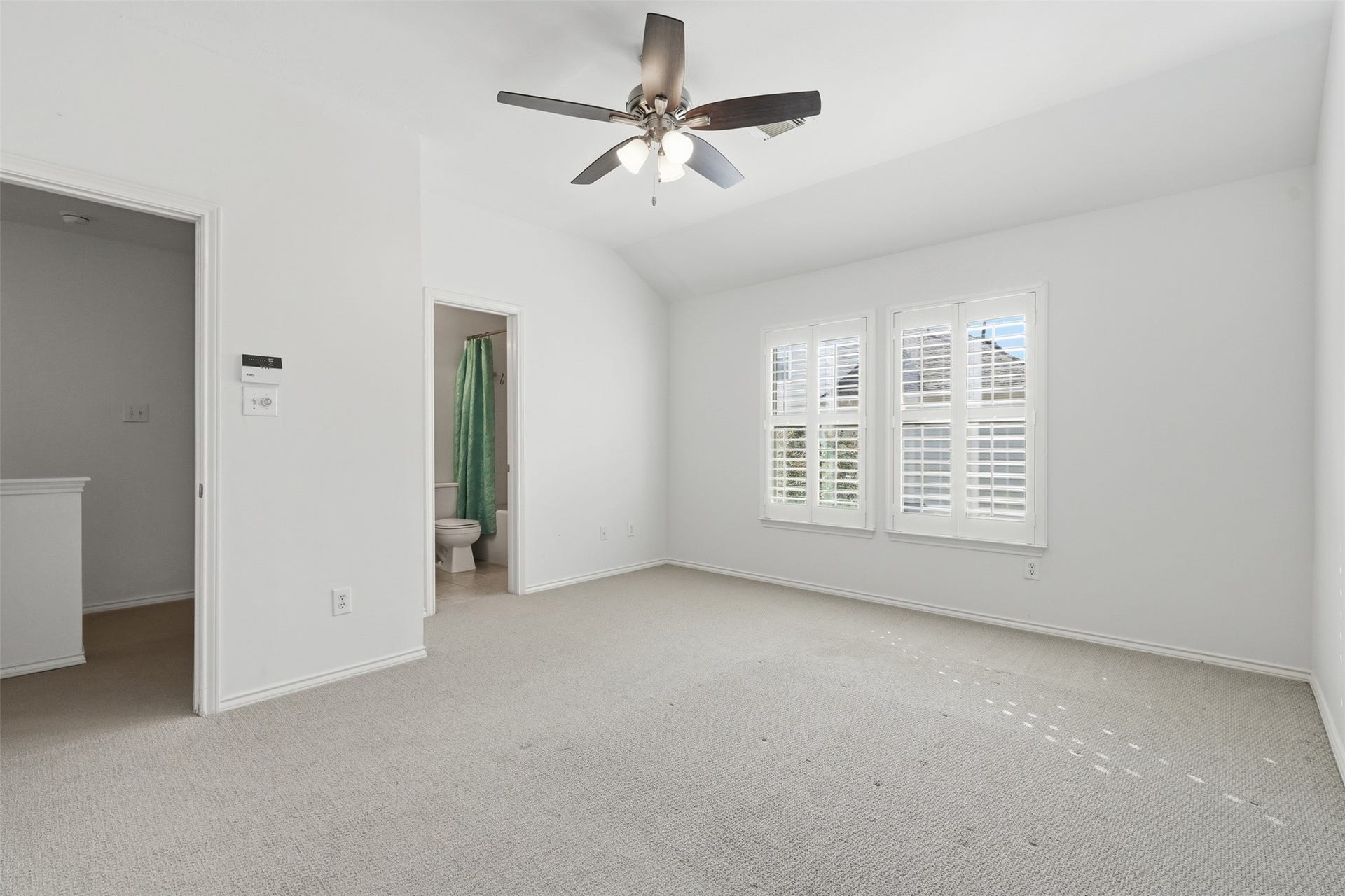 806 W Heights Hollow Lane, Houston, TX 77007 806 W Heights Hollow Lane, Houston, TX 77007