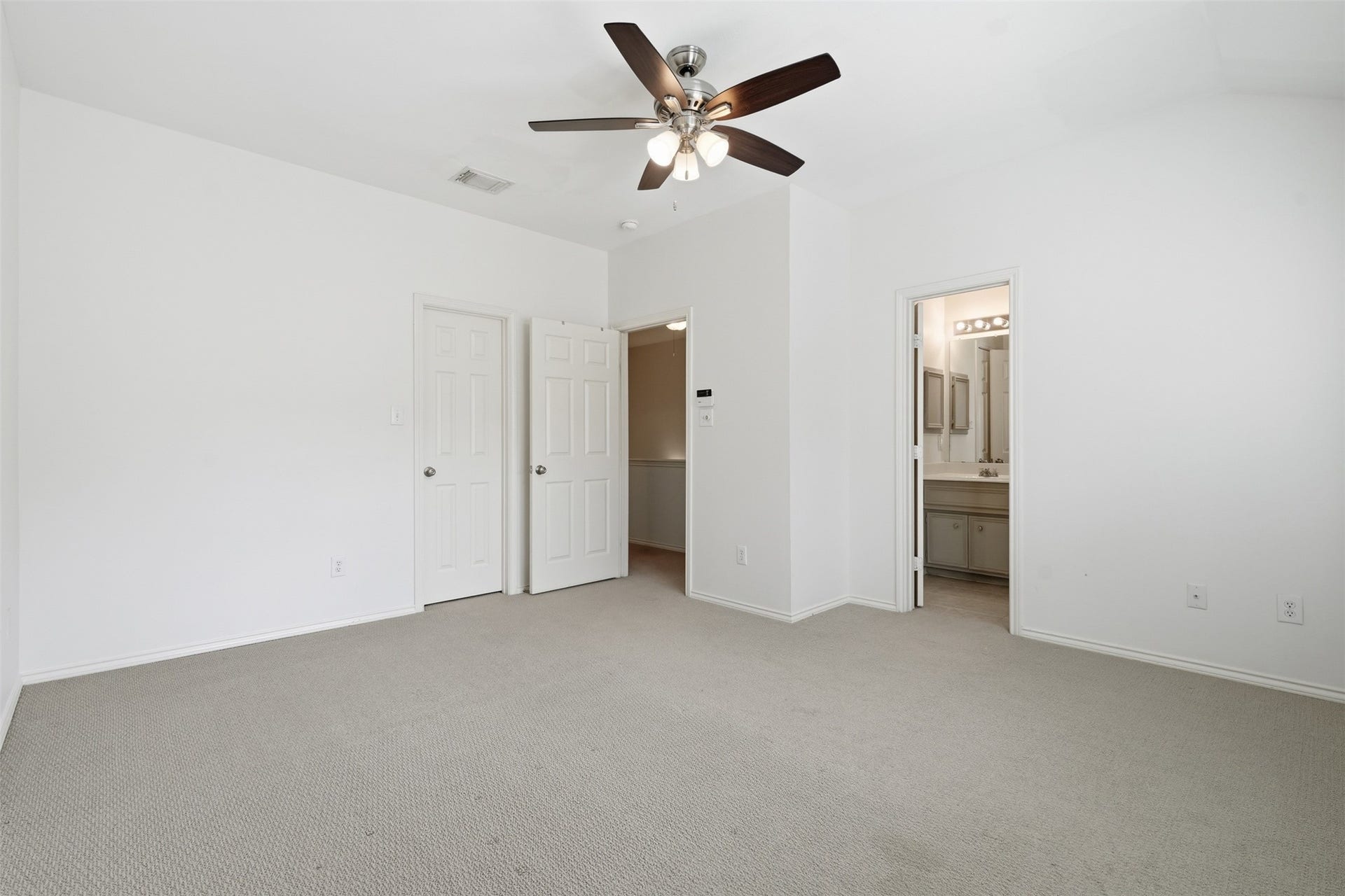 806 W Heights Hollow Lane, Houston, TX 77007 806 W Heights Hollow Lane, Houston, TX 77007