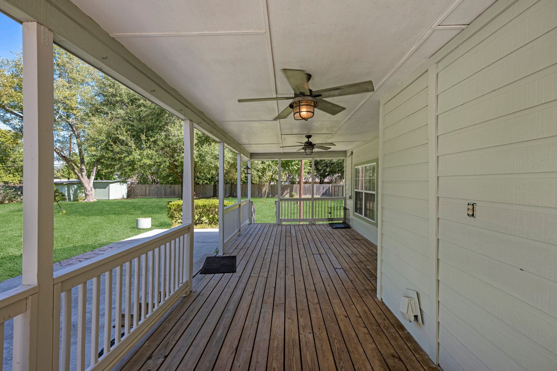 7475 Ashburn Street, Houston, TX 77061 7475 Ashburn Street, Houston, TX 77061