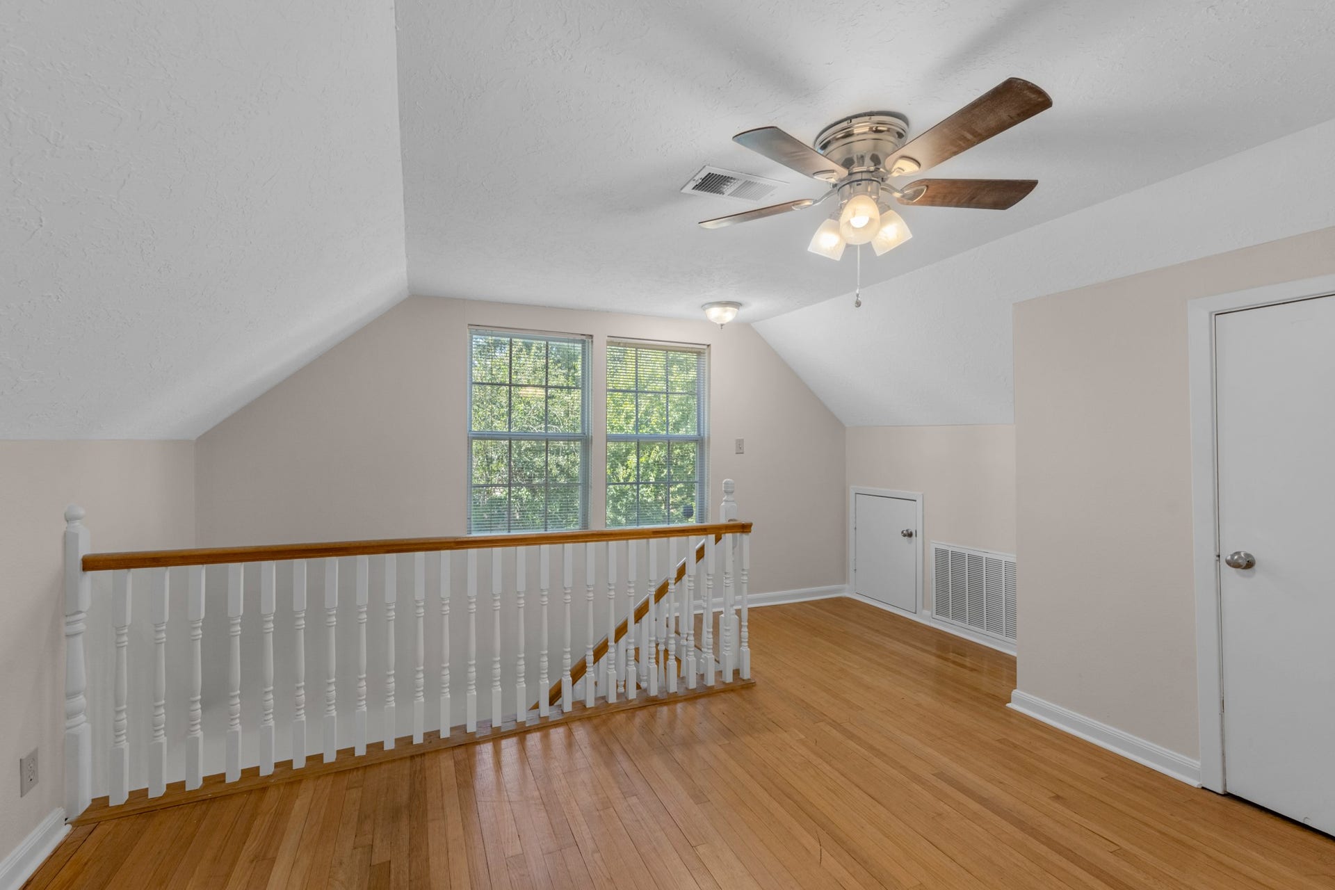 7475 Ashburn Street, Houston, TX 77061 7475 Ashburn Street, Houston, TX 77061