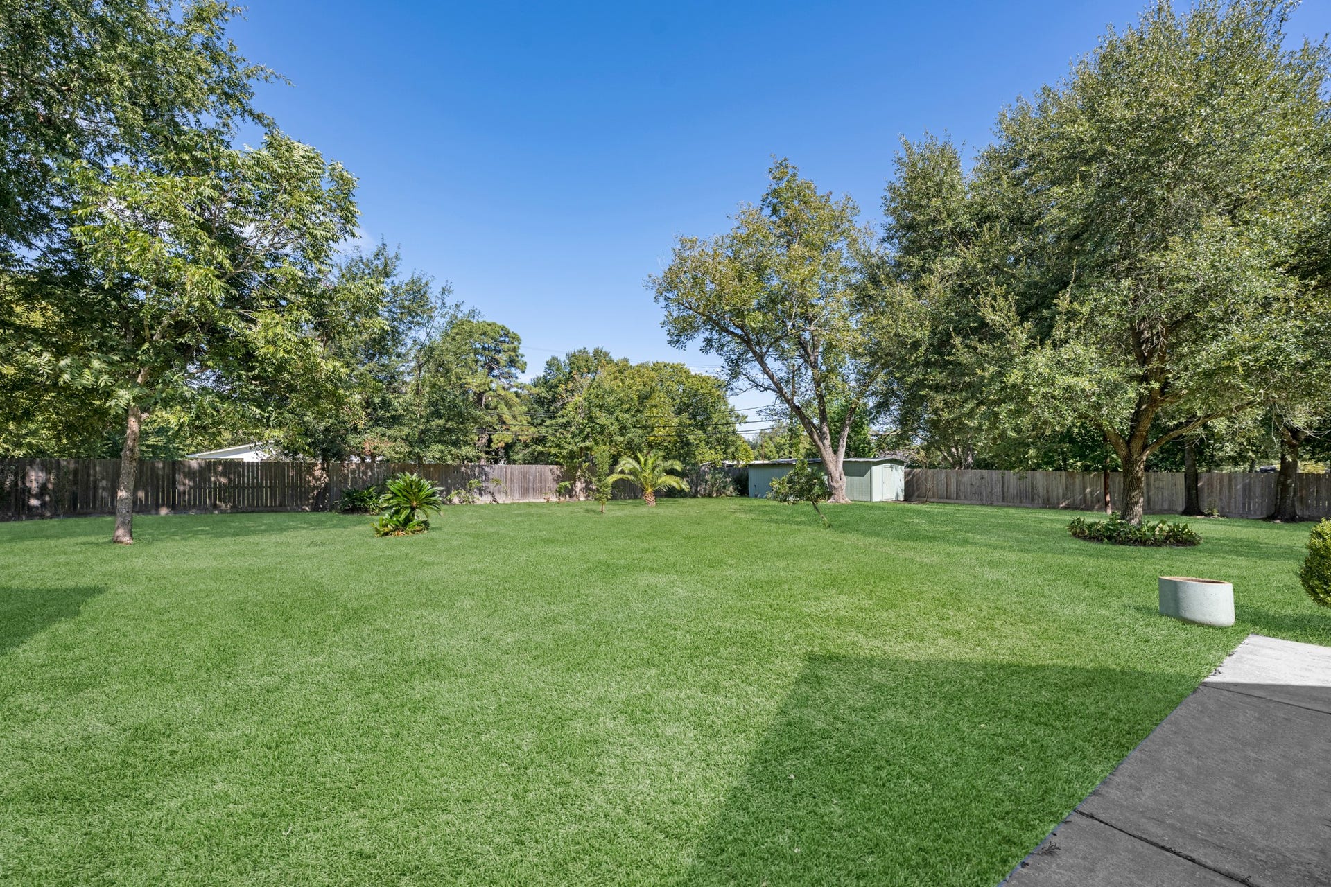 7475 Ashburn Street, Houston, TX 77061 7475 Ashburn Street, Houston, TX 77061