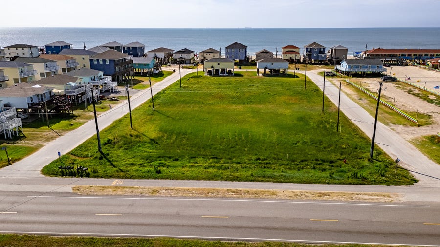 Property photo for 0 LOT 25 Santar Loop, Surfside Beach, TX