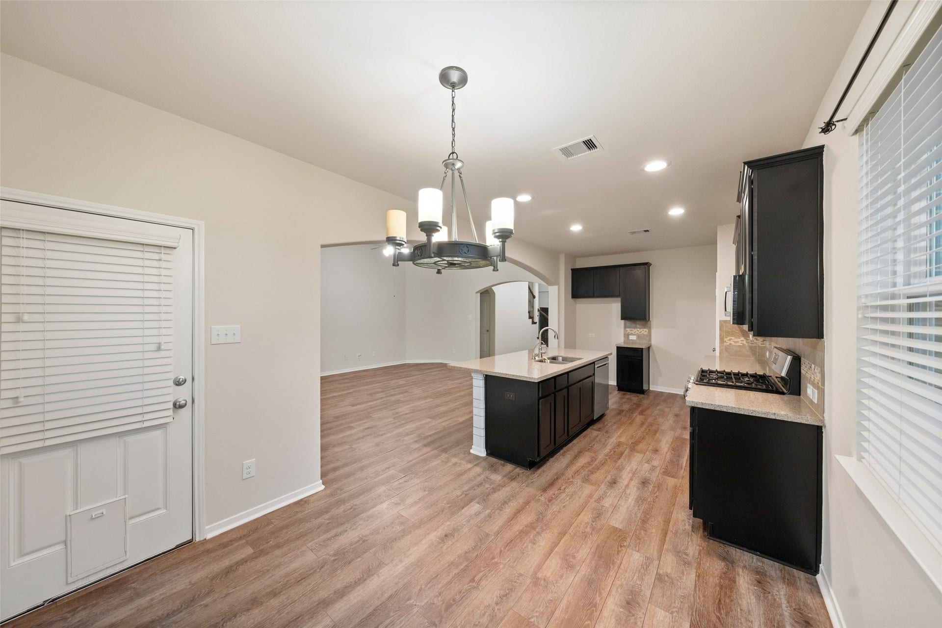 5182 Echo Falls Drive, Alvin, TX 77511 5182 Echo Falls Drive, Alvin, TX 77511