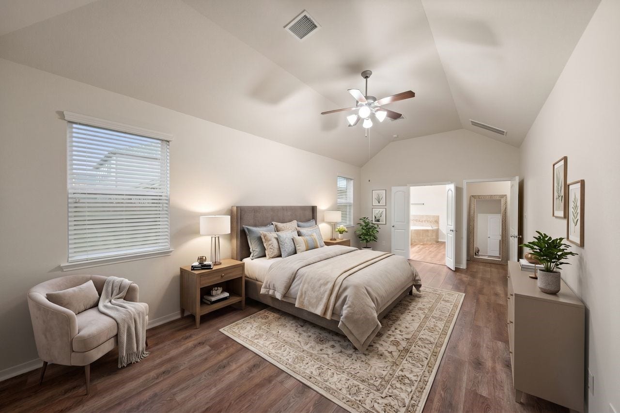 5182 Echo Falls Drive, Alvin, TX 77511 Huge Primary en-suite bedroom with plenty of room for a sitting area that can create the peaceful retreat to start your morning or unwind at the end of the day.