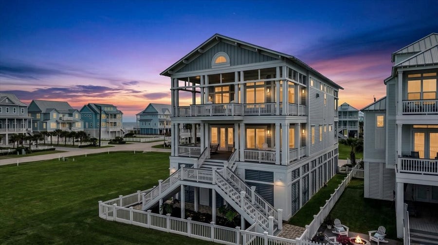 Property photo for 3835 Seabreeze Lane, Galveston, TX