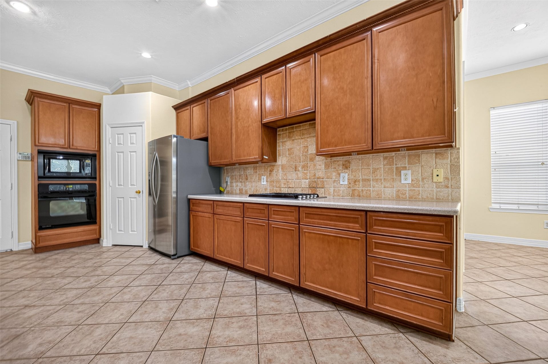 12003 Banks Run Drive, Pearland, TX 77584