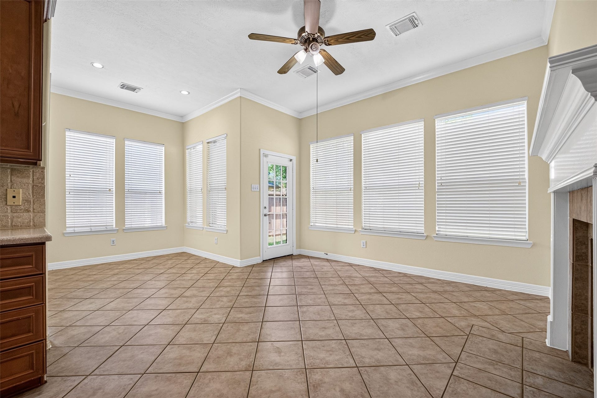 12003 Banks Run Drive, Pearland, TX 77584