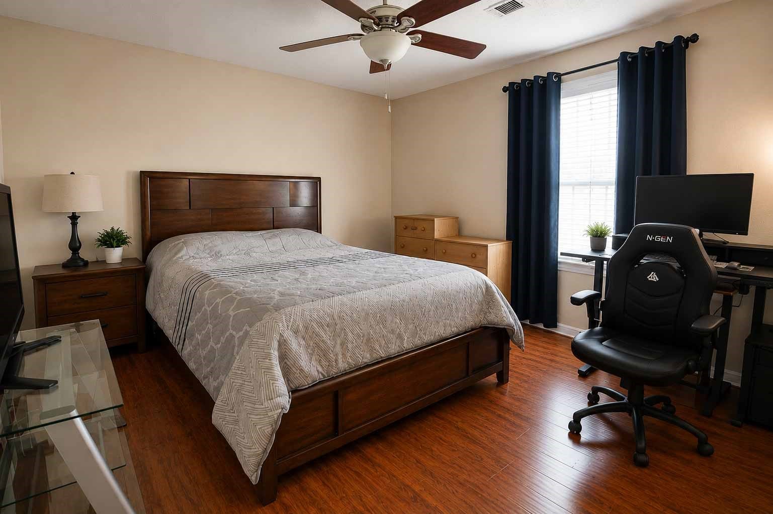 2306 Bent River Drive, Sugar Land, TX 77479 Bedroom 2